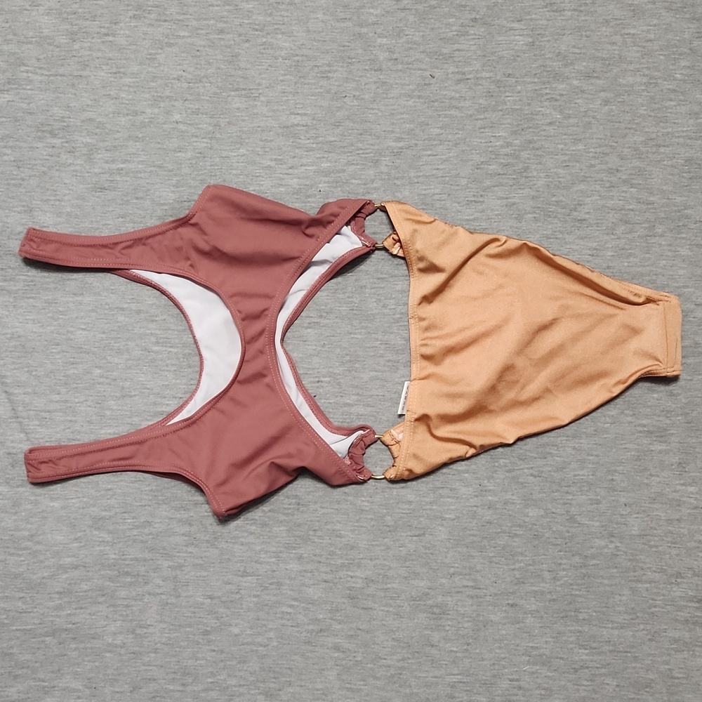 IN THE STYLE Color Block Monokini One Piece High Cut O-Ring Cut Out Swimsuit - Picture 3 of 9